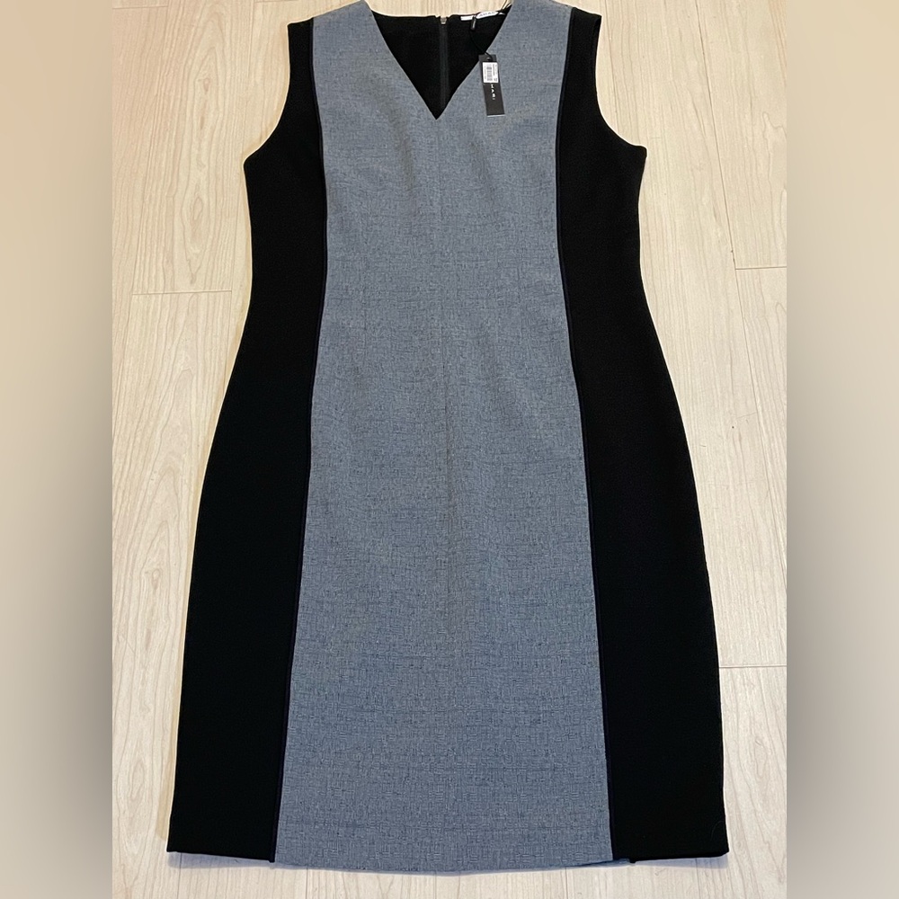 NWT T Tahari Color-black Sheath Dress Size 14 Midi Back Zip V-neck Sleeveless